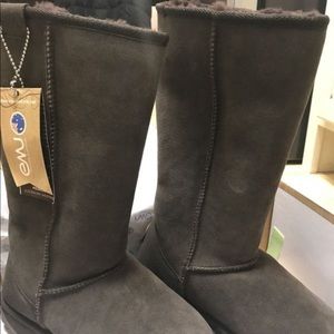 Chocolate-Boots